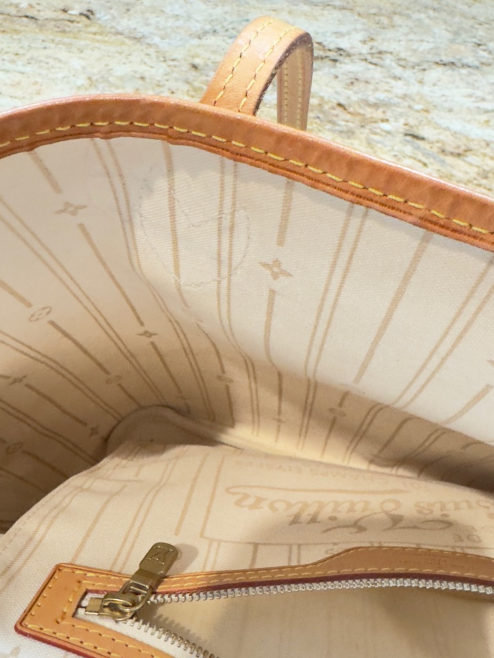 Louis Vuitton White Damier Azur Tote with Tan Trim - Picture 6 of 10